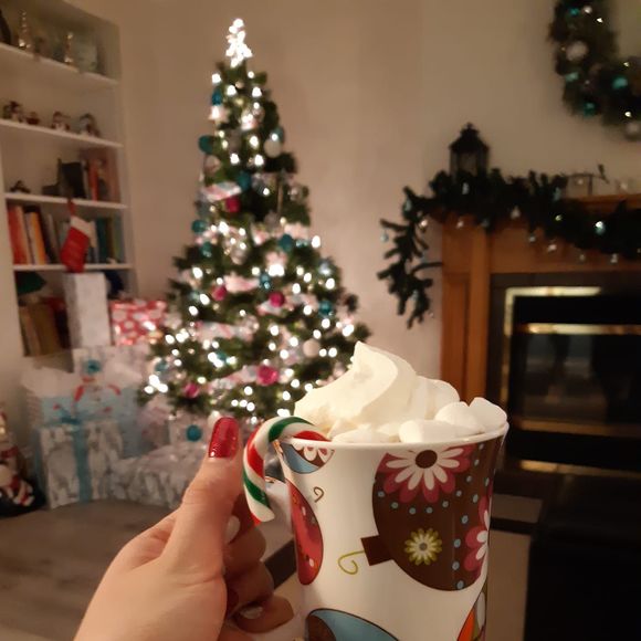 Meet your Posher, Jessica - Picture 1 of 1